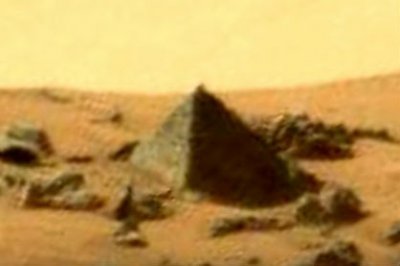 Mars_Pyramid.jpg