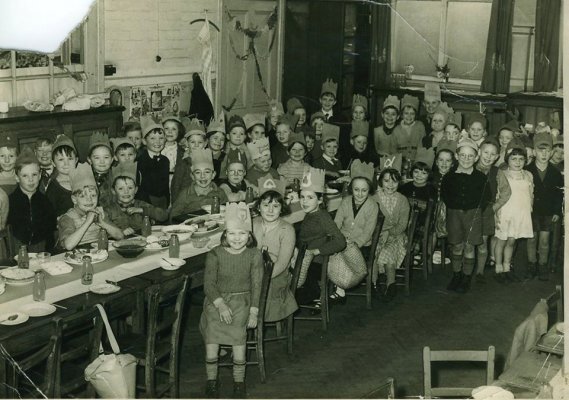 1956 Christmas party, Mrs Smith's and Mrs Armitage's classes, Pedley Street School..jpg