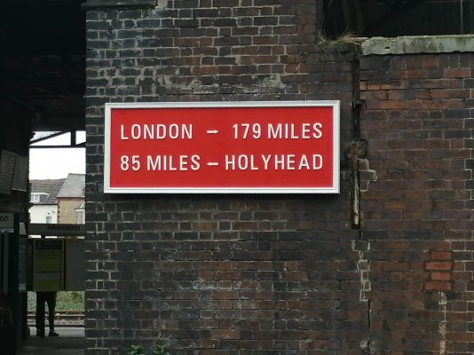 London-Holyhead sign at Chester.jpeg