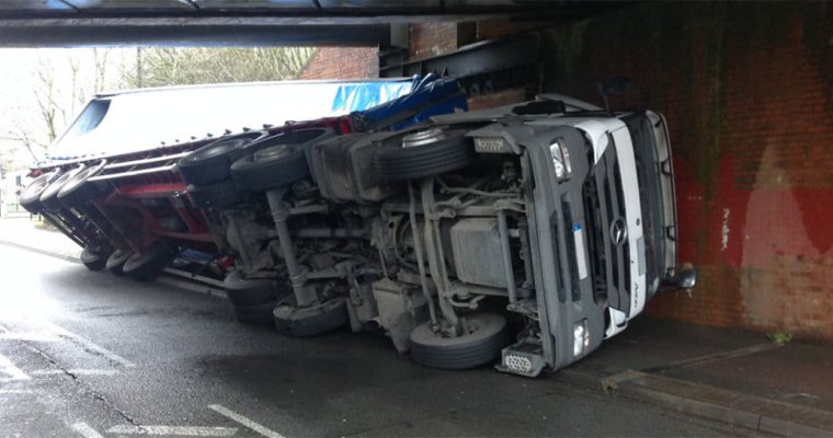 Scotrail bridge truck crash.jpeg