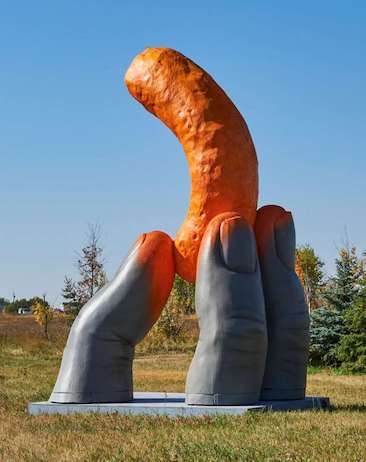 Cheetos-Statue-Canada-2210.jpg
