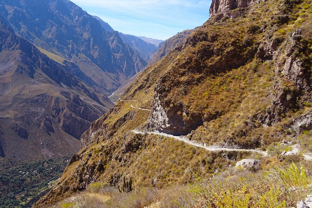 Colca-Canyon-winding-paths.jpg
