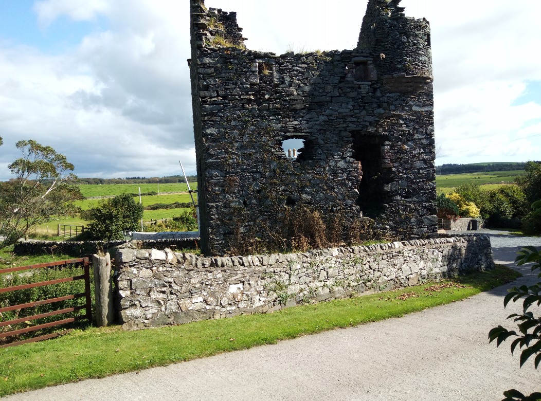 Galdenoch Castle.jpg