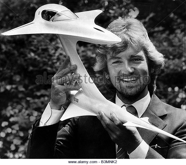 noel-edmonds-tv-presenter-shows-off-a-model-of-his-craft-in-which-b3mnk2.jpg
