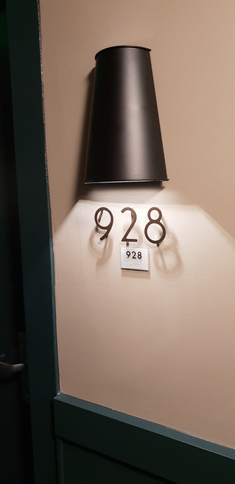 room928.jpg