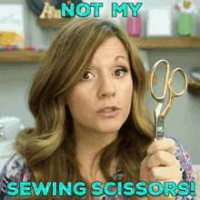 scissors-sewing.gif