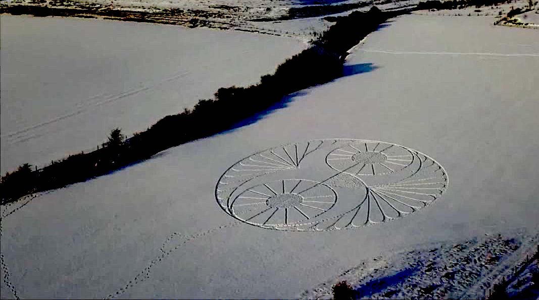 snow-circle-1902-A.jpg
