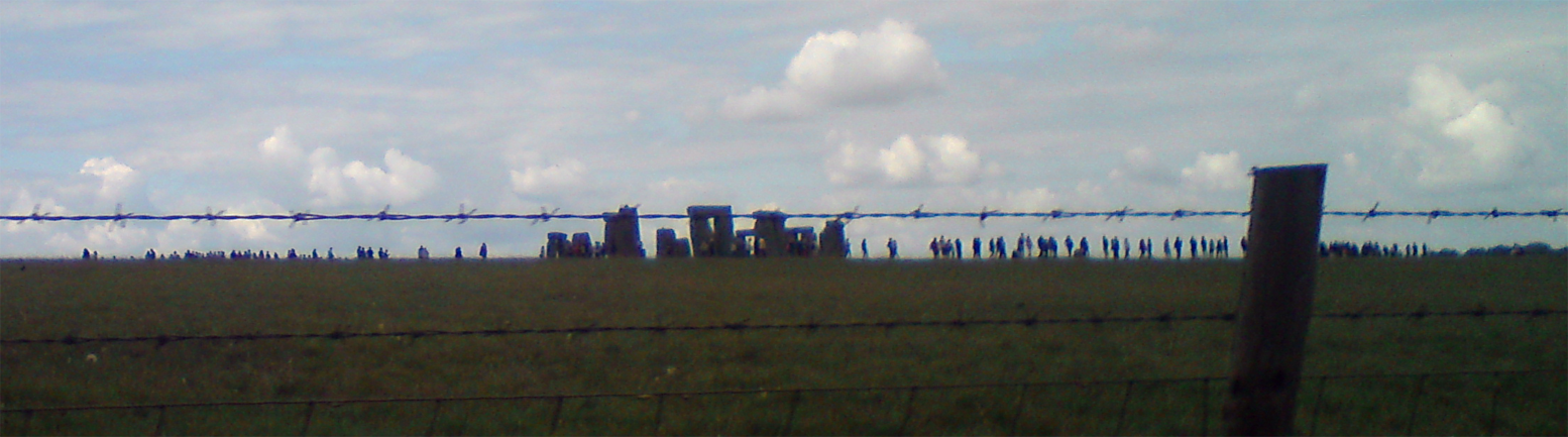 Stonehenge 10th July 2011.png