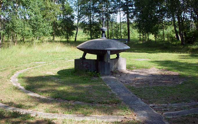 UFO Monument-Sweden.jpg